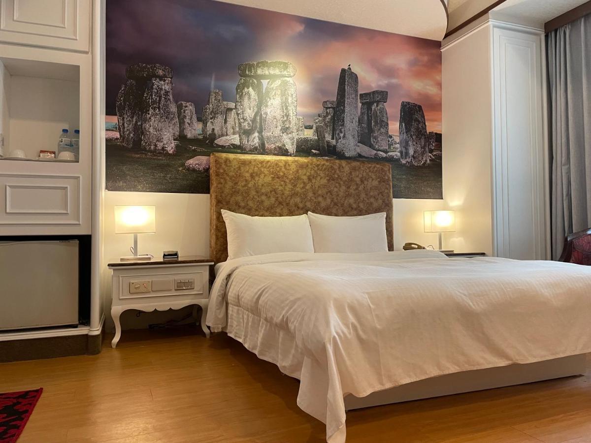 Wenpin Hotel - Pier 2 Kaohsiung Esterno foto