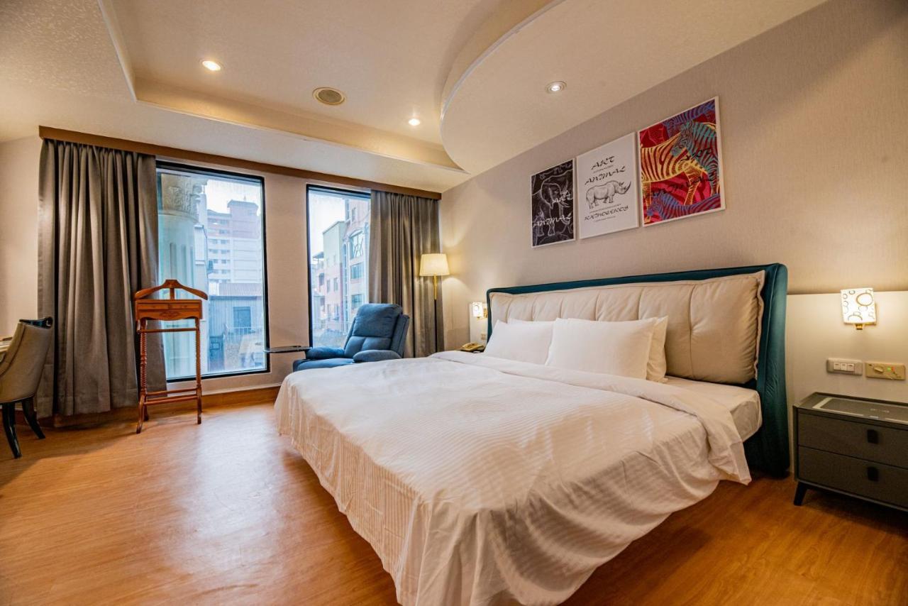 Wenpin Hotel - Pier 2 Kaohsiung Esterno foto