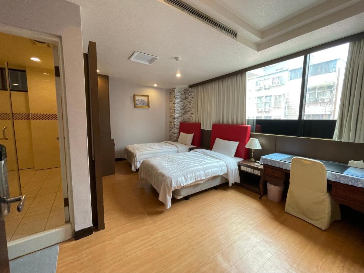 Wenpin Hotel - Pier 2 Kaohsiung Esterno foto