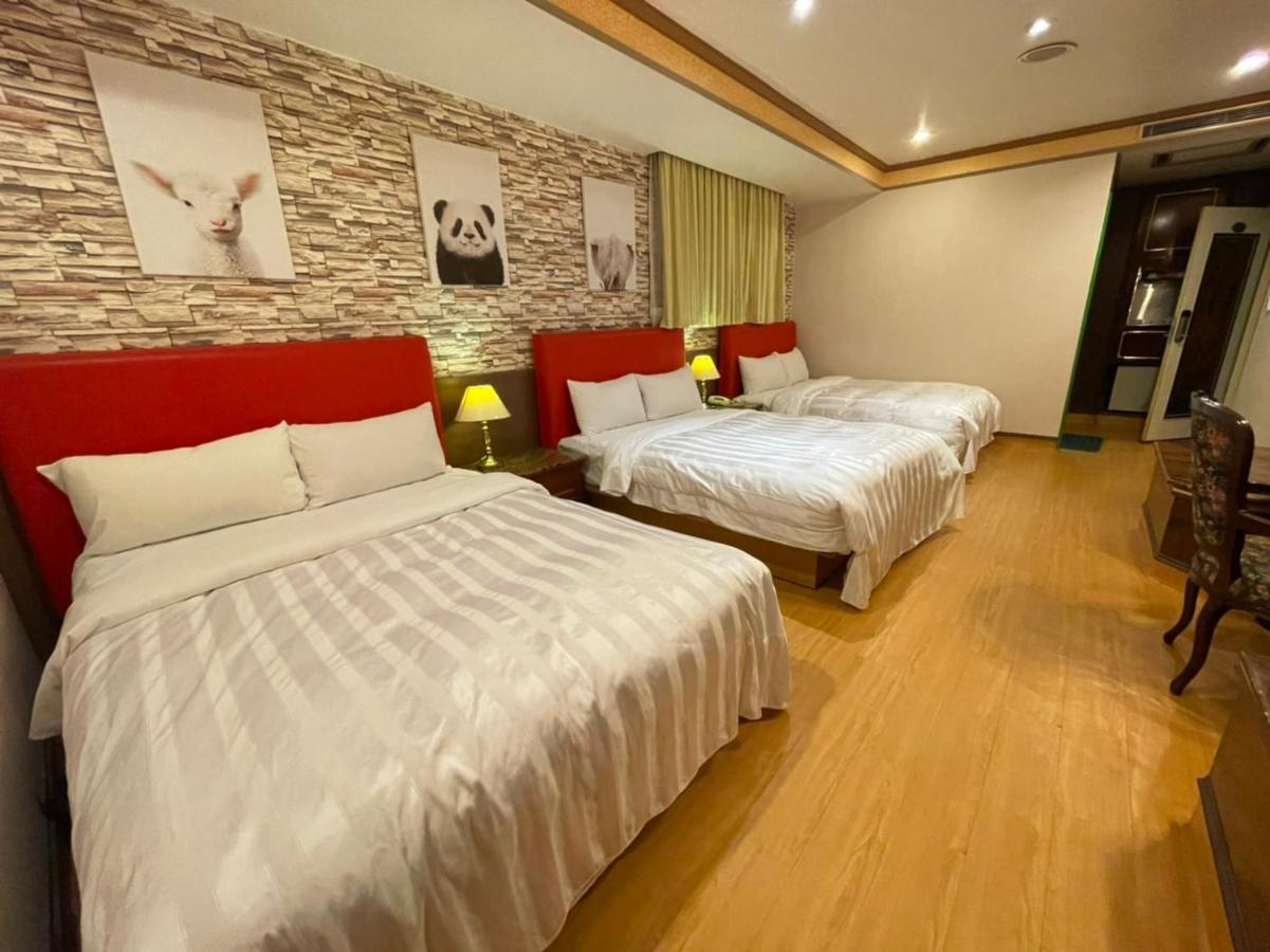 Wenpin Hotel - Pier 2 Kaohsiung Esterno foto
