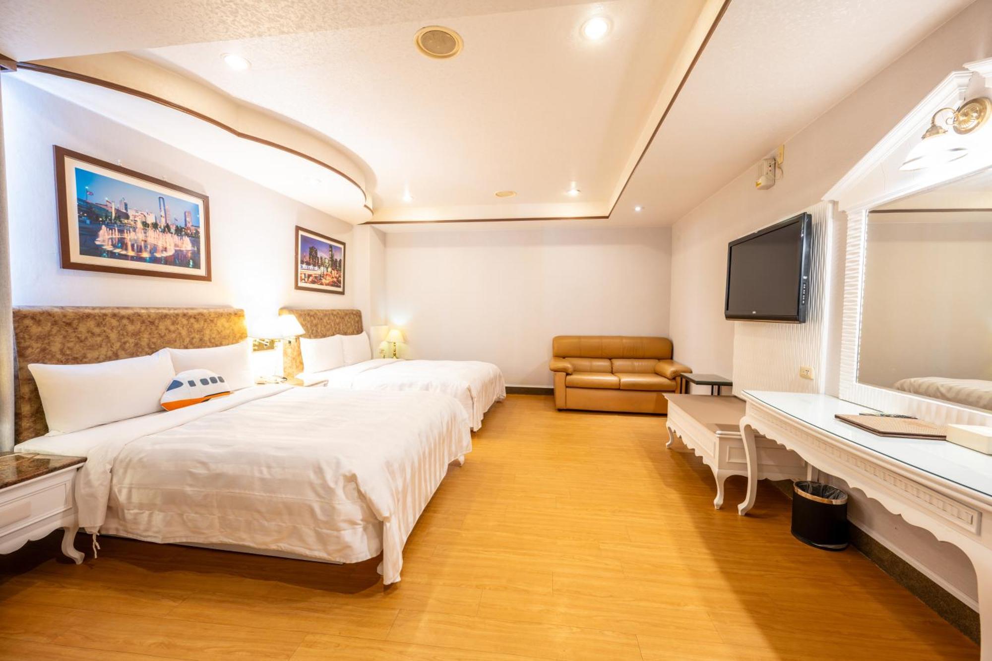 Wenpin Hotel - Pier 2 Kaohsiung Esterno foto